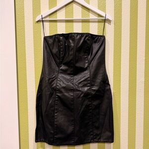 Lioness Black Strapless Dress